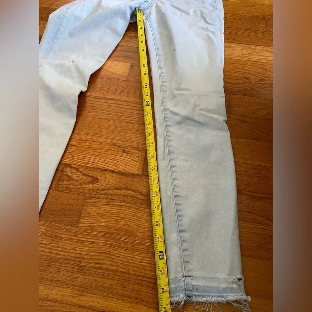 Gap 1969 Jeans Women 6/28R Stretch Skinny Mid Rise Light Wash Raw Hem Distressed